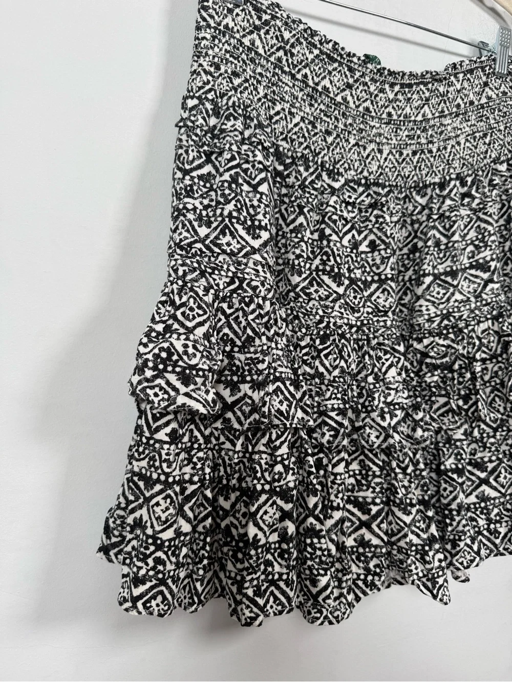 Lauren Ralph Lauren Black & White Tiered Smocked Waist Ruffle Skirt, Size 10